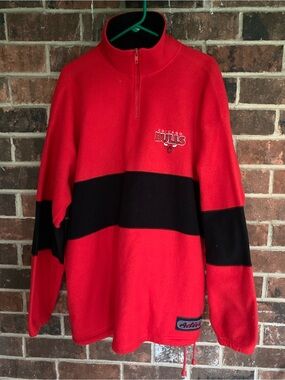 Active USA Chicago Bulls Red and Black Zip-Up Fleece Pullover
